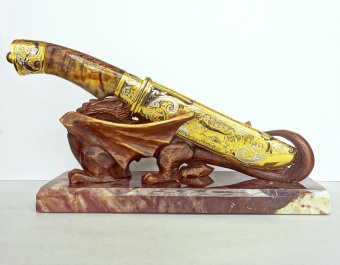 Нож на подставке "Дракон" №2