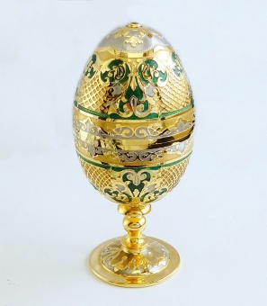 Сувенир "Яйцо-рюмки"